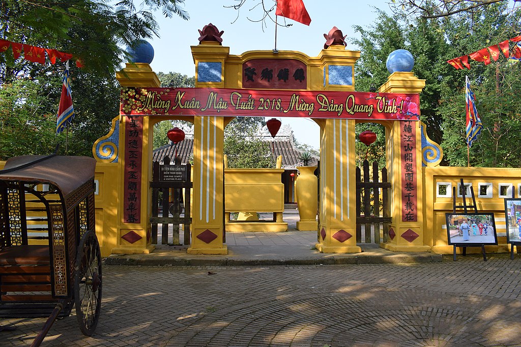 Cam Pho Temple