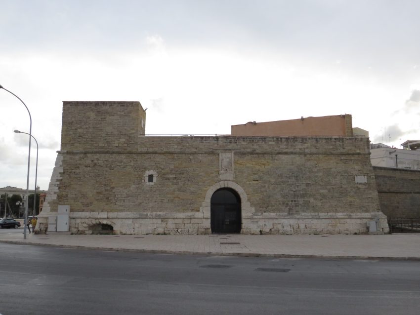 Fortino di SantAntonio Lungomare Imperatore Augusto