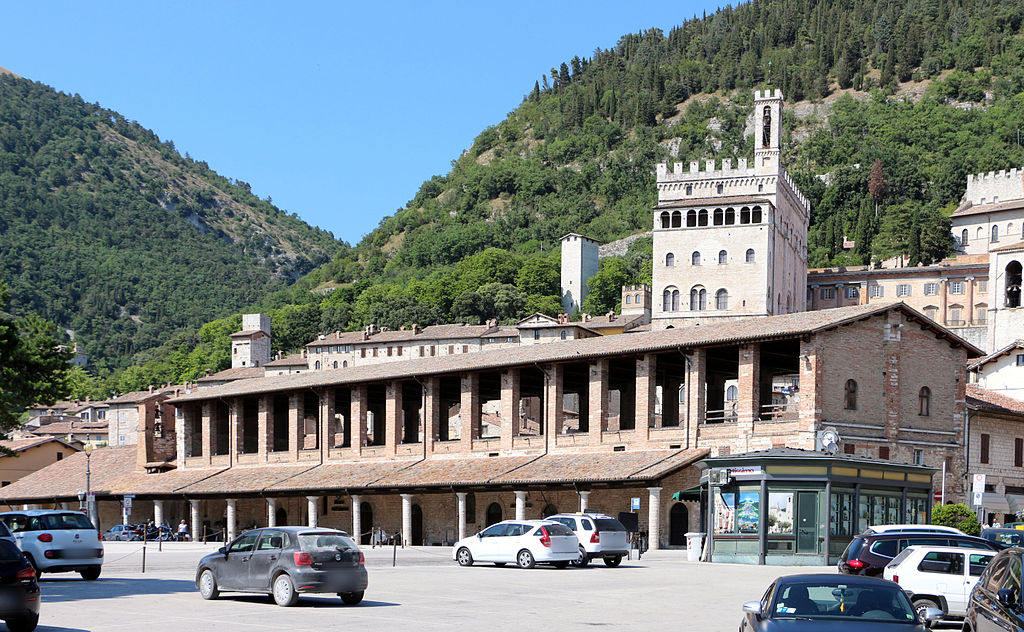Gubbio Logge Dei Tiratoi