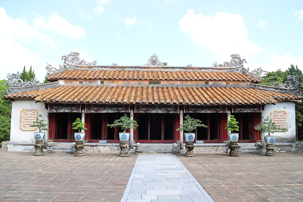 Hung Mieu Temple