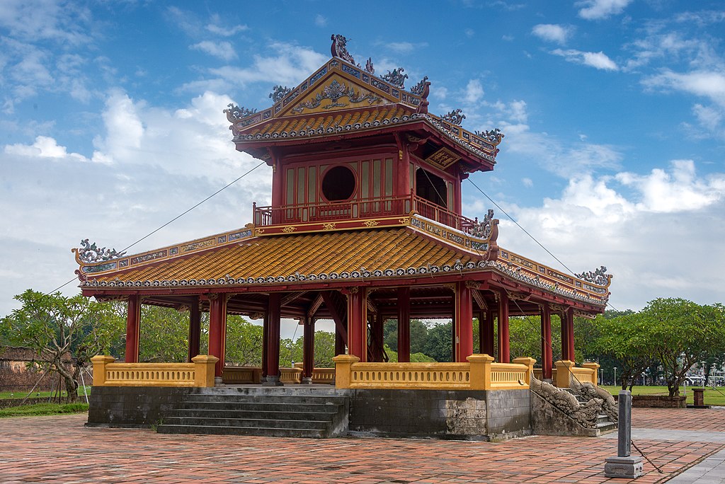 Phu Van Lau