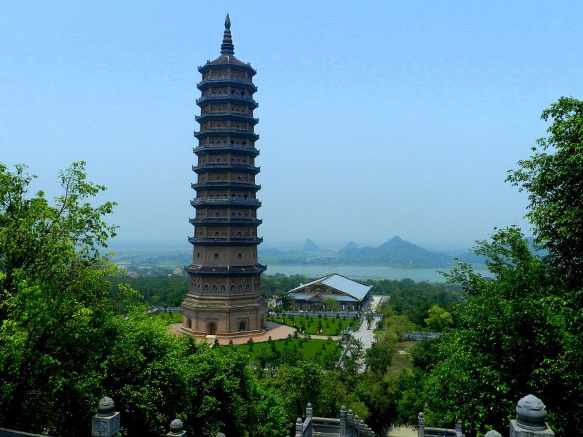 Temple Bai Dinh
