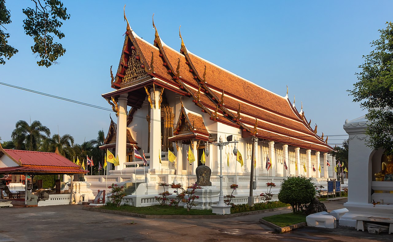 Ayutthaya   Wat Na Phra Men