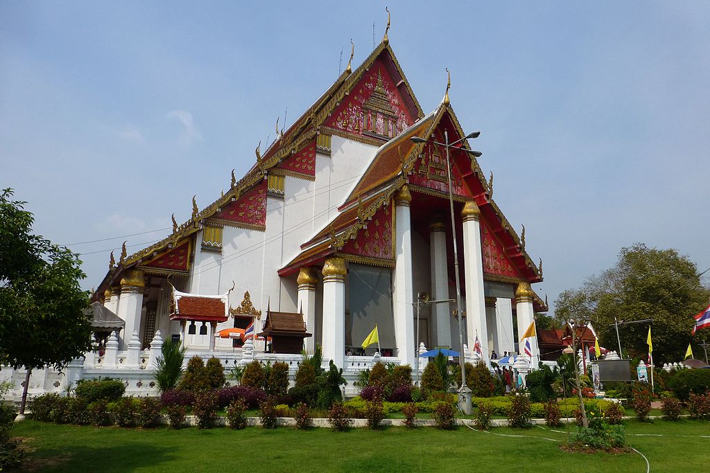 Wihan Phra Mongkhon Bophit