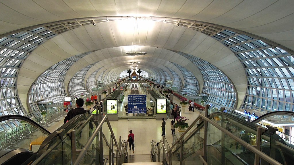 Where To Stay By Suvarnabhumi Airport