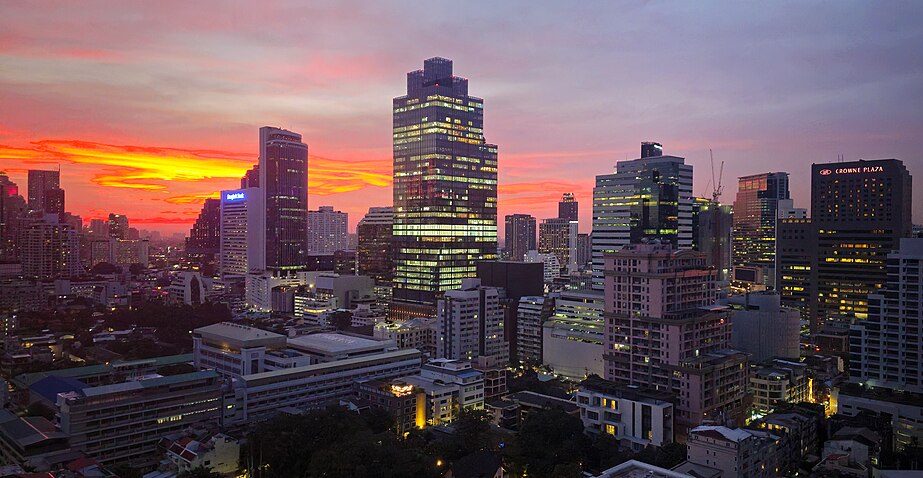 Where To Stay In Silom Bangkok E1740568619428