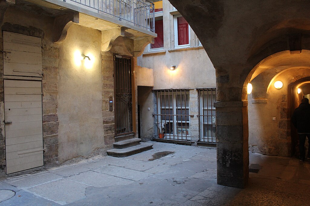 Longue Traboule Lyon