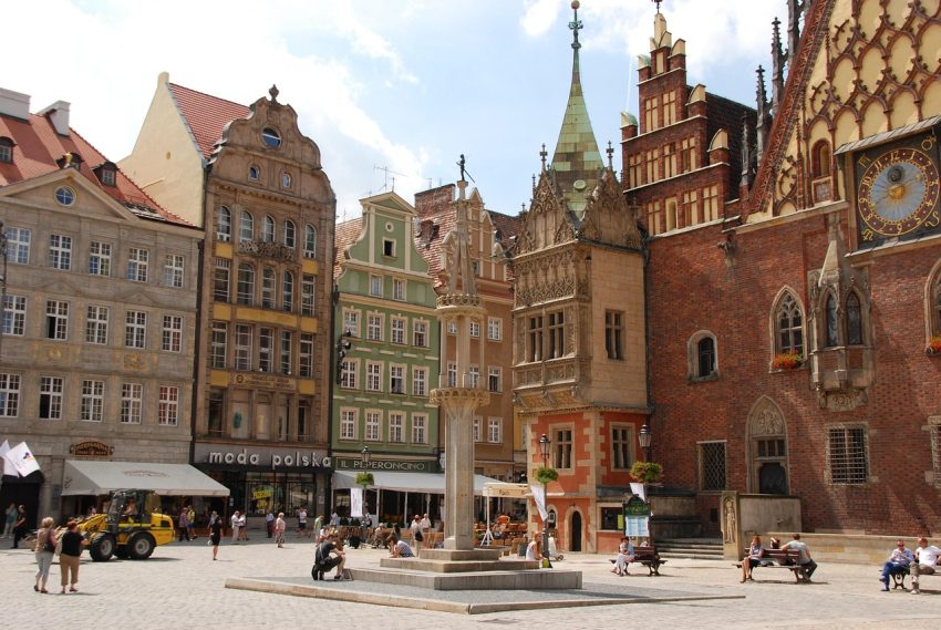 poland wroclaw market square