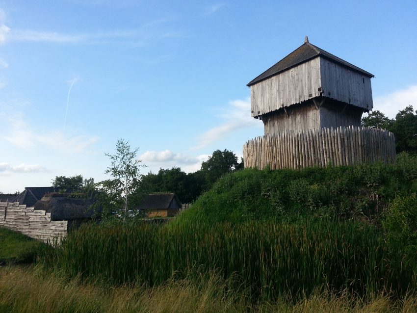 Château à motte de Saint Sylvain d'Anjou