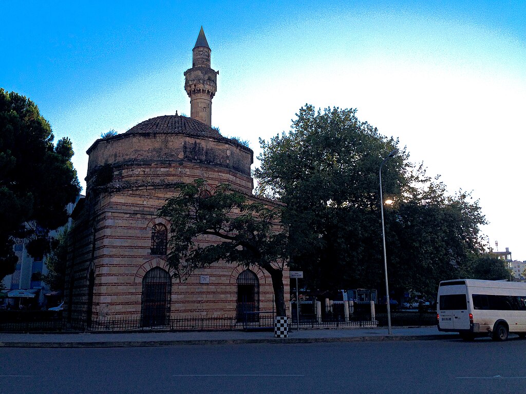 Muradie Mosque, Vlorë