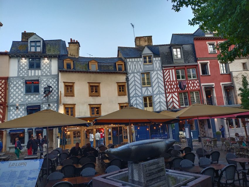 Place Rallier du Baty