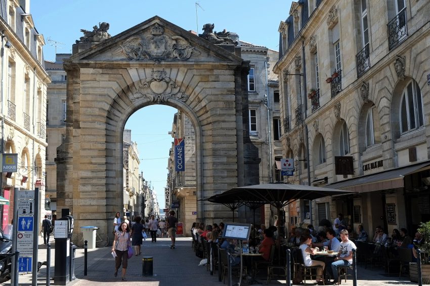 Porte Dijeaux Bordeaux