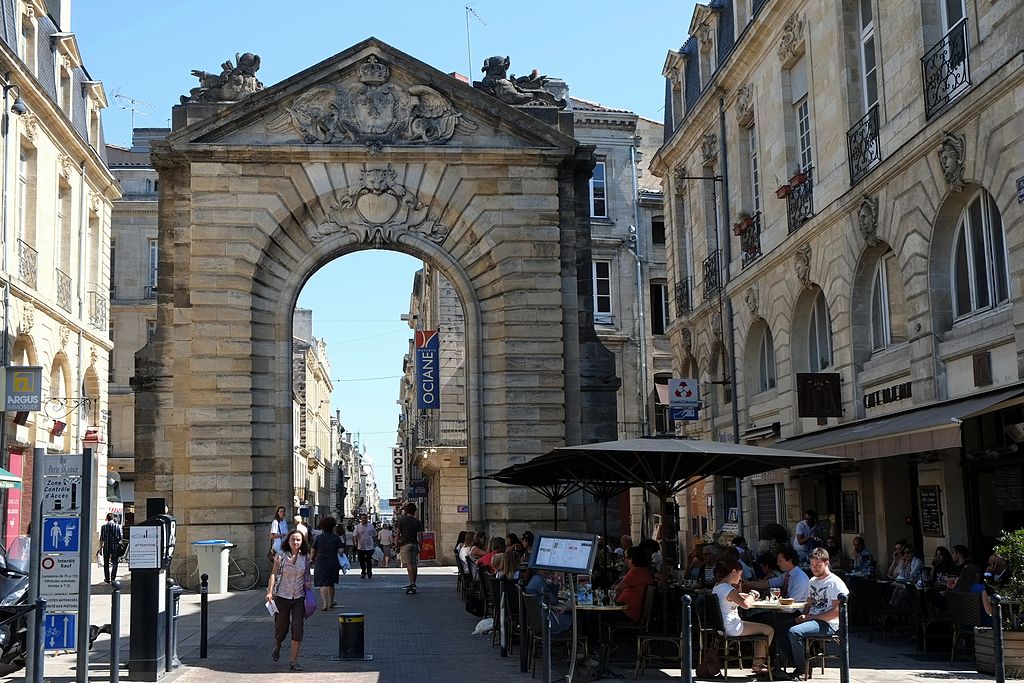 Porte Dijeaux Bordeaux
