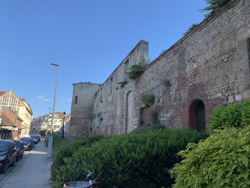 Remparts Rue Jean Racine Beauvais