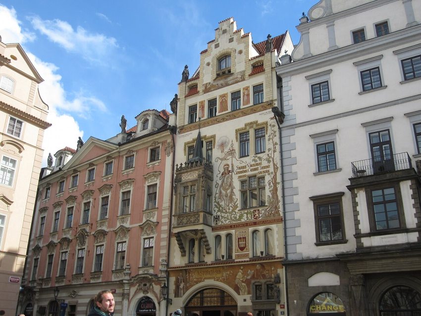 The House at the Stone Virgin Mary