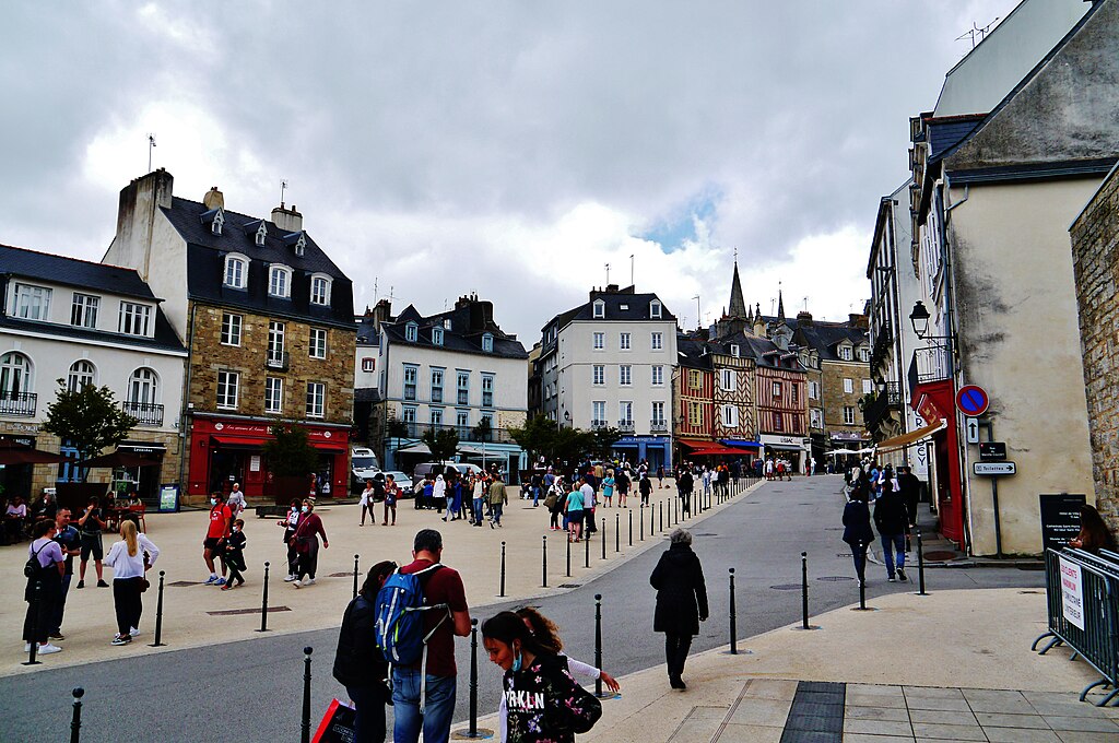 Vannes Place Des Lices