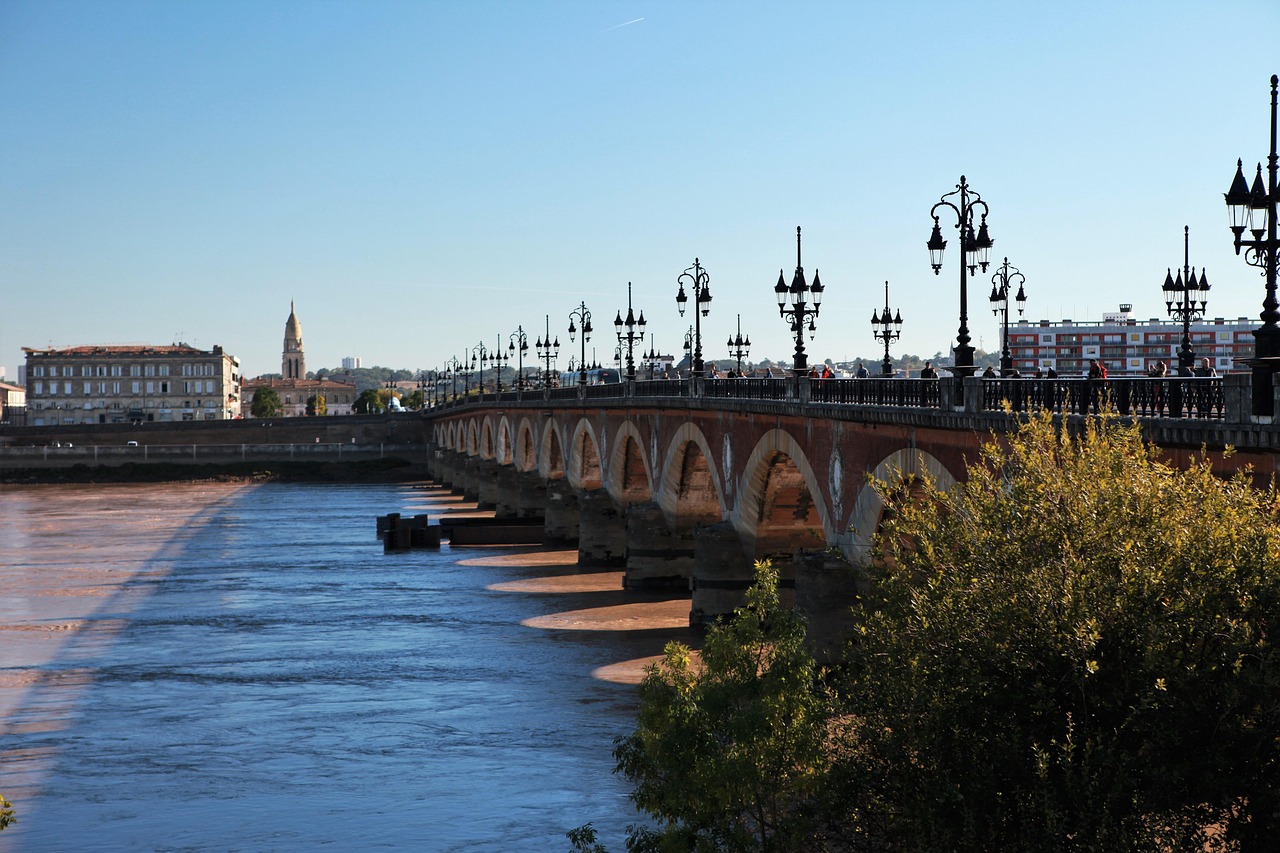 Bordeaux Pont De Pierre