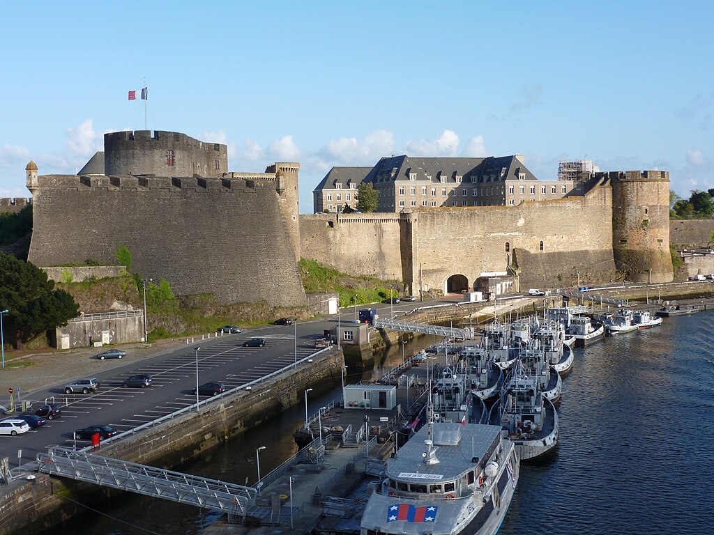 Brest Le Château