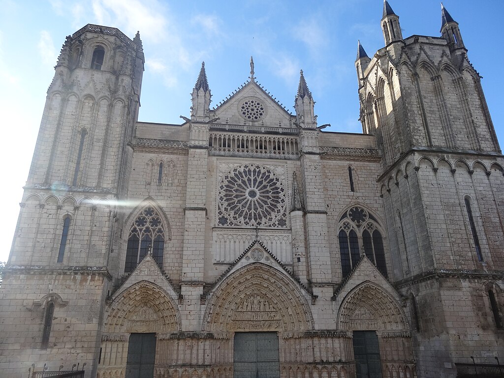 Cathédrale Saint Pierre De Poitiers