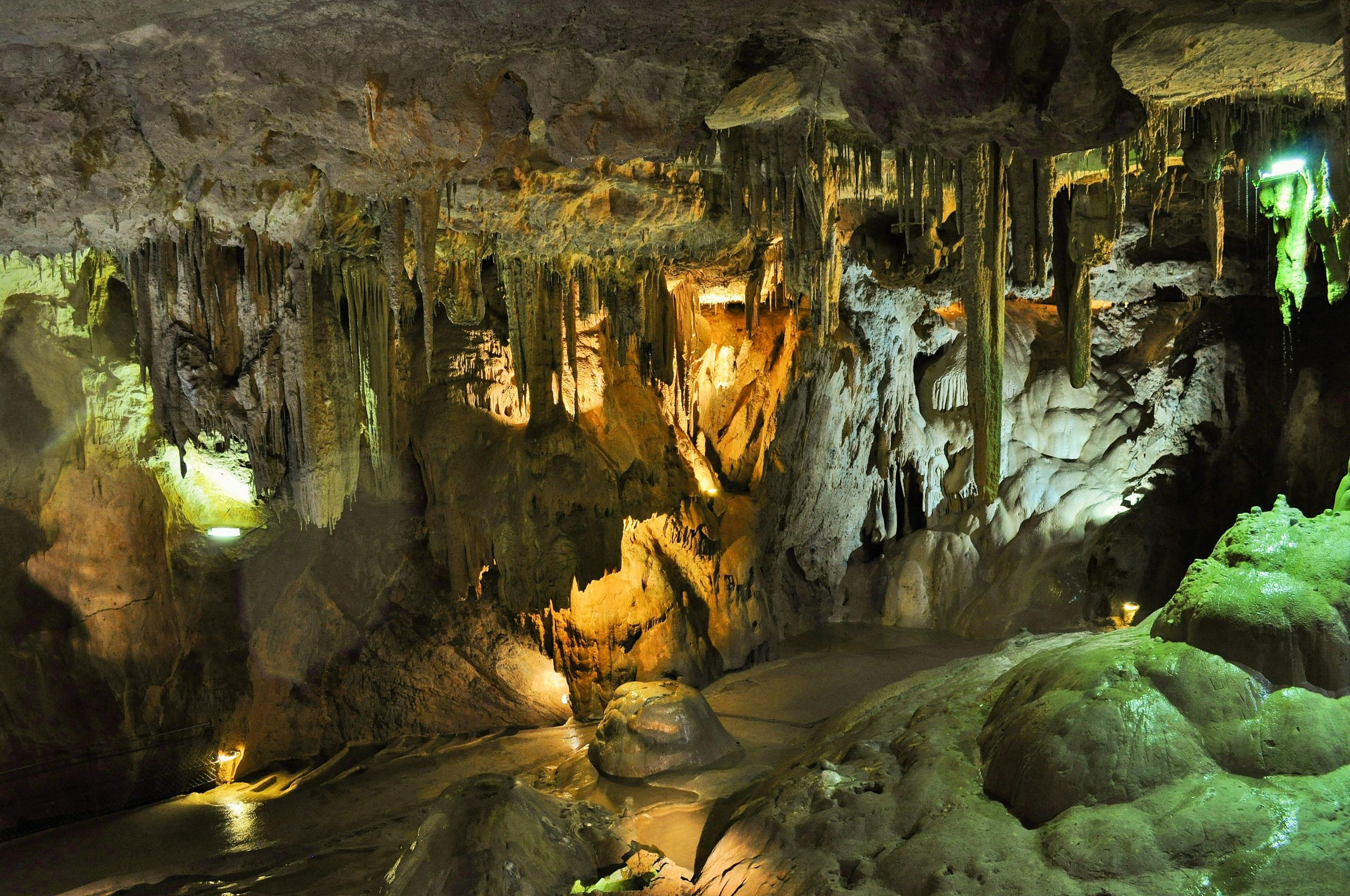 Grottes De Bétharram