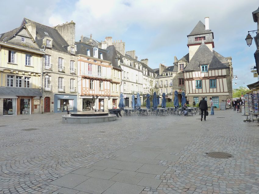 La place Terre au Duc