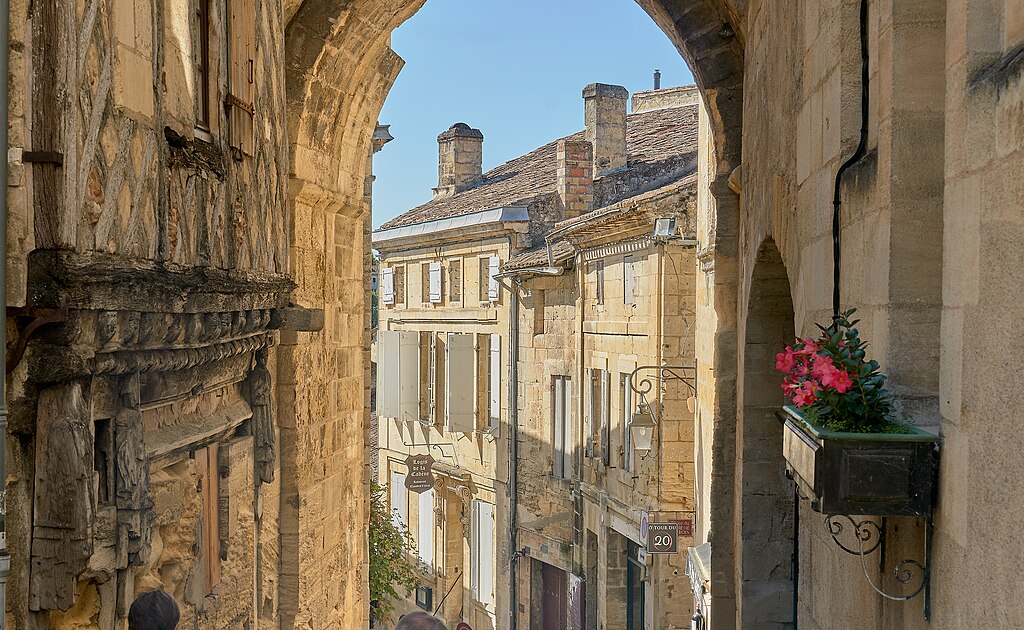 Saint Émilion View Through Porte De La Cadène