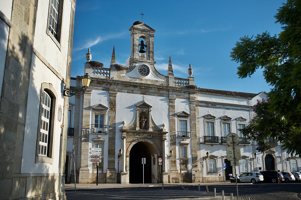 Arco Da Vila Faro
