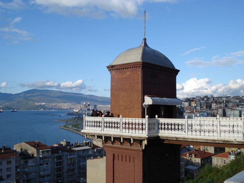 İzmir’s Asansör