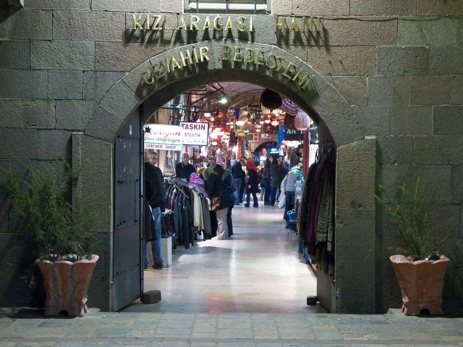 Kızlarağası Hanı