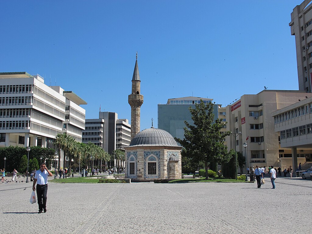 Konak Camii