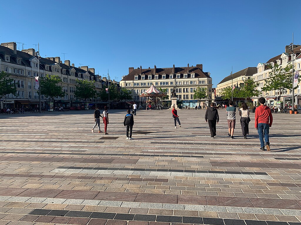 Place Jeanne Hachette Beauvais