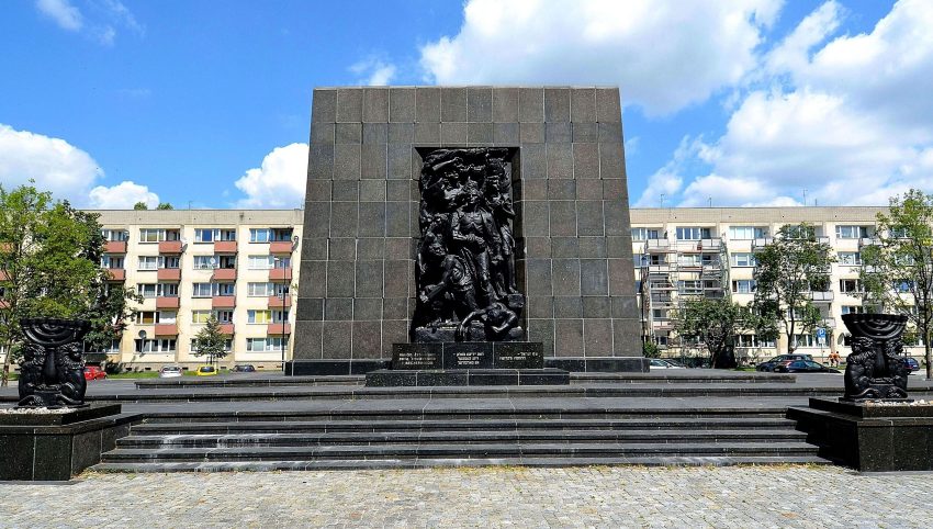 Monument to the Ghetto Heroes