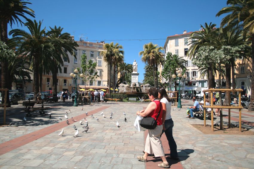 Ajaccio Bon Pl JPG