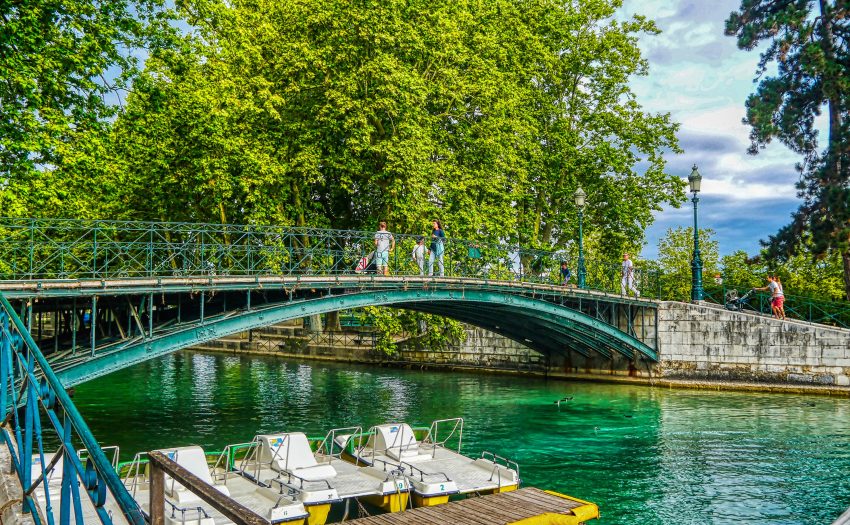 Annecy Canal du Vasse Pont des Amours