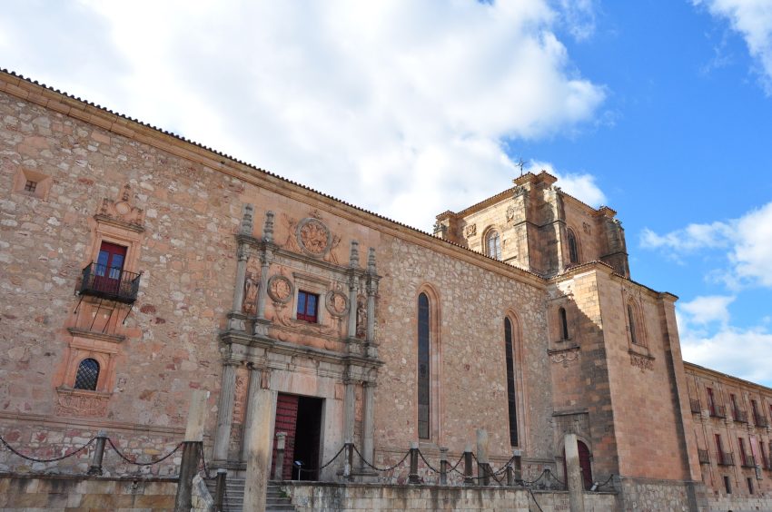 Archbishop Fonseca College