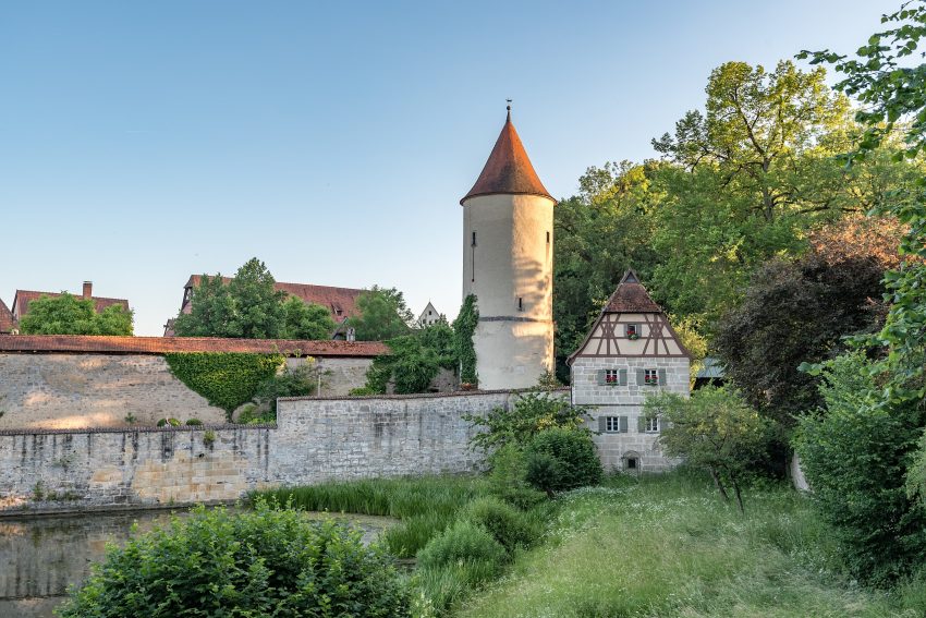 Defensive Tower of Dinkelsbühl, next to pond.