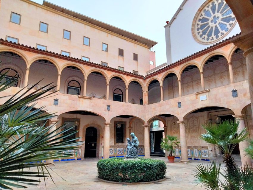 Església de Santa Maria de Montalegre de Barcelona