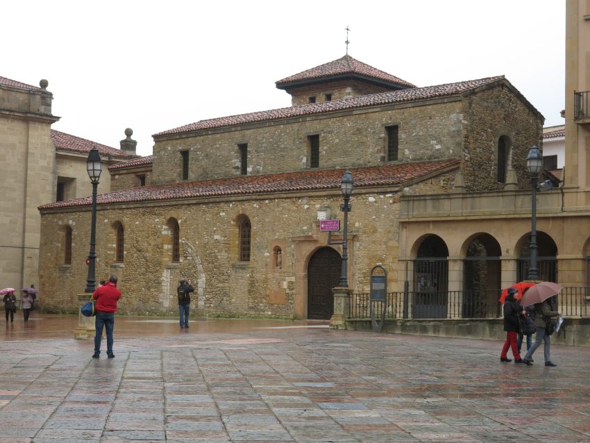 Iglesia de San Tirso El Real