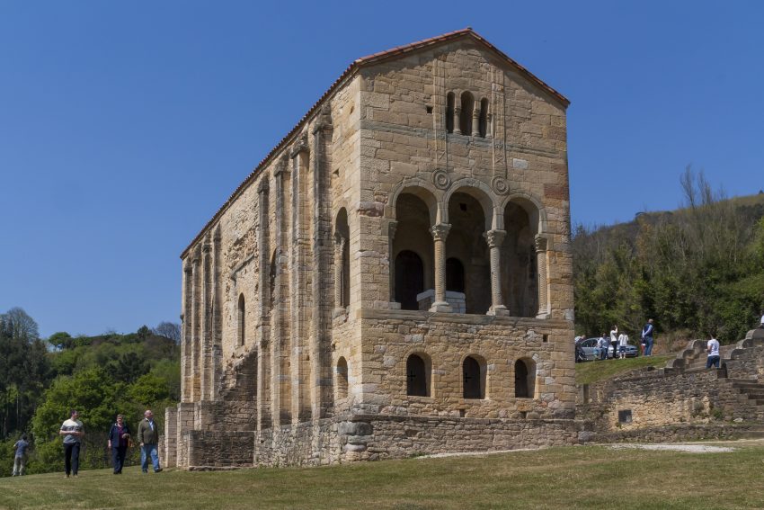 Iglesia de Santa María del Naranco