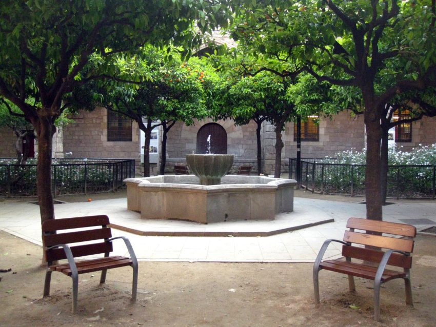 Old Hospital de la Santa Creu