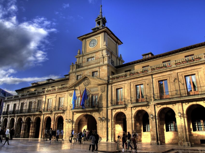 Oviedo Town Hall