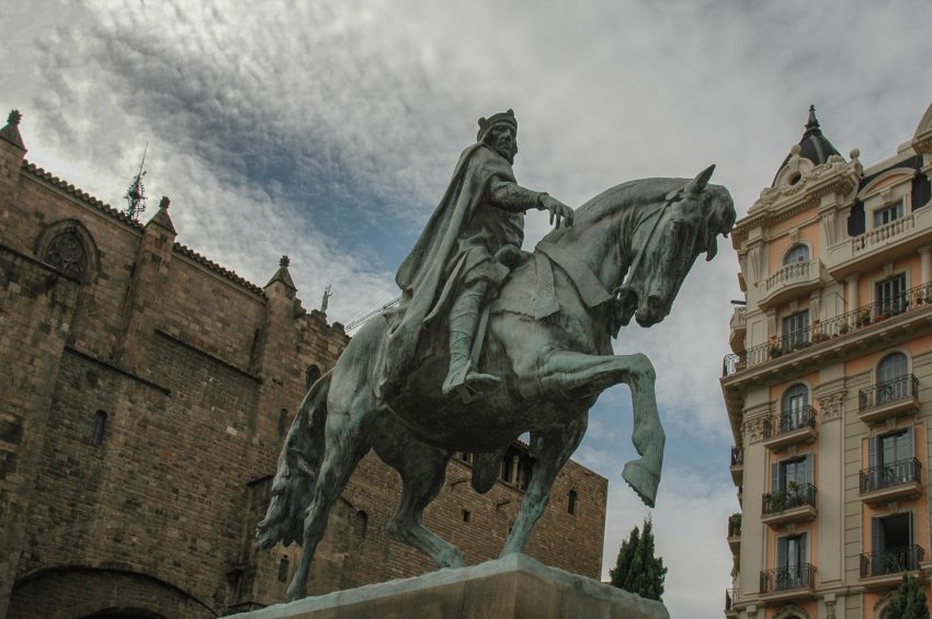 Equestrian monument to Ramon Berenguer III (Barcelona)