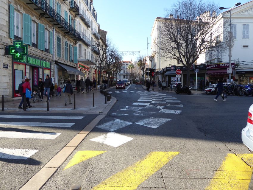 Rue de la Republique Antibes