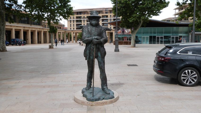 Statue of Paul Cezanne