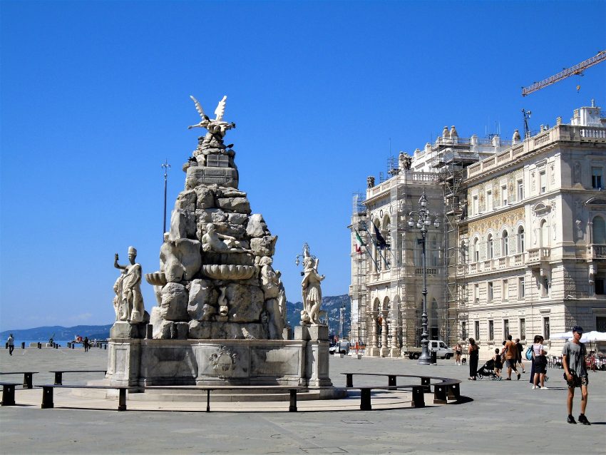Fontana dei Quattro Continenti