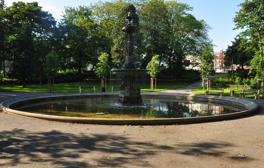 The fountain in Parc Saint-Pierre, in central Calais.