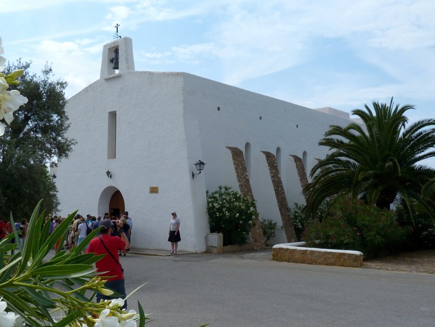 Iglesia Es Cubells
