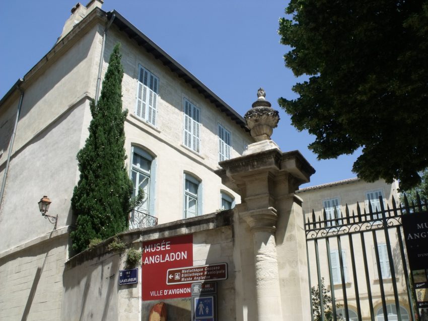 Musée Angladon-Dubrujeaud