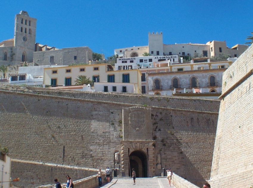 Portal De Ses Taules Ibiza 2026 Iconic Gateway Into Dalt Vila s 