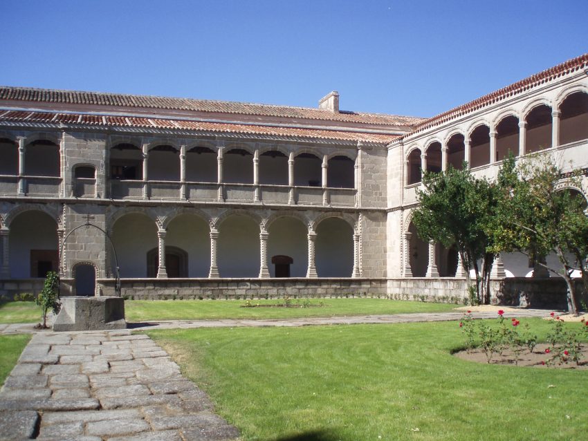 Royal Monastery of Santo Tomás